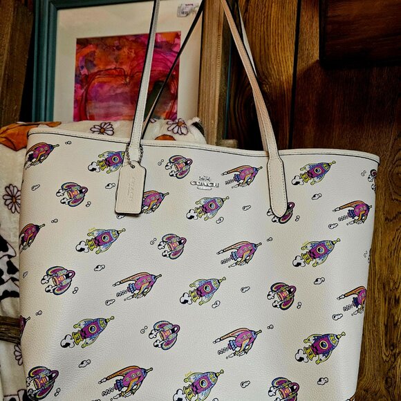 Coach Rocket Tote - Picture 8 of 8